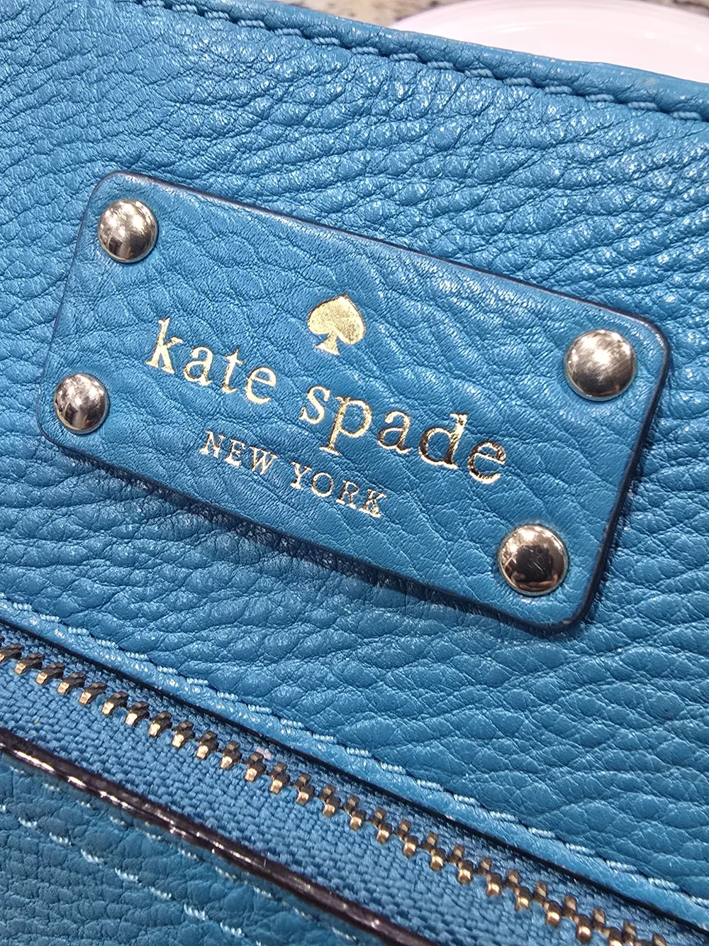 Kate Spade New York Tiffany Blue Pebbled Leather Crossbody Bag Gold Zip